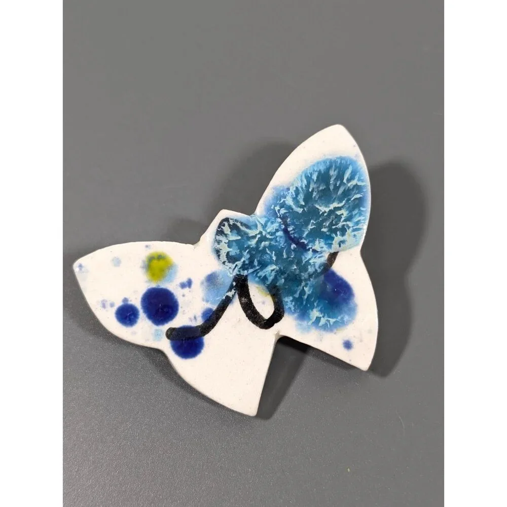 Vintage‎ Handmade Ceramic Butterfly Artisan Brooch Blue White